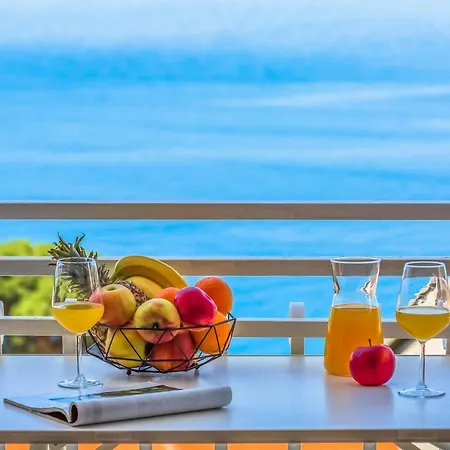 Adriatic Seaview Apartment Omis Exterior photo